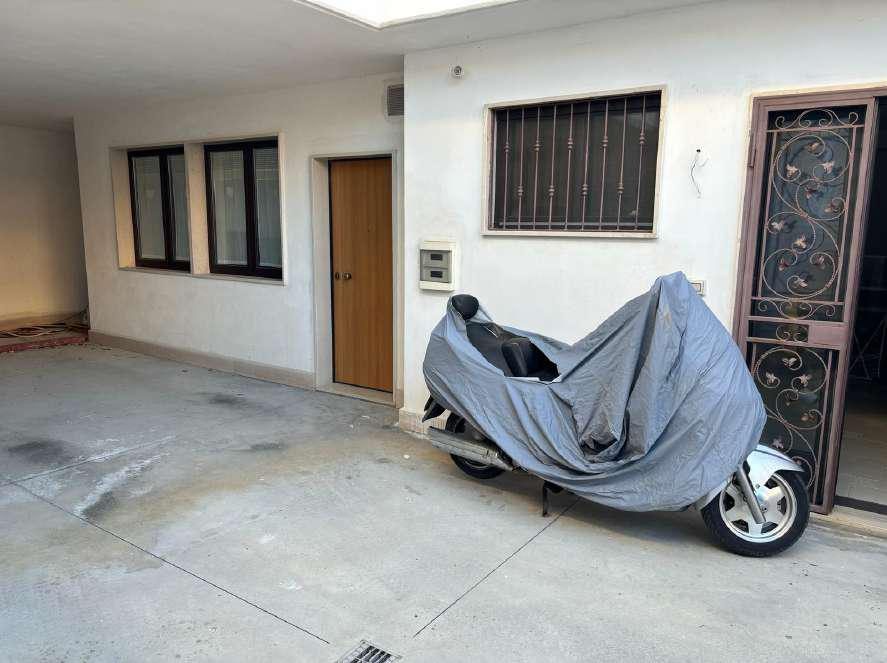 Immobile commerciale · Manfredonia (Foggia)