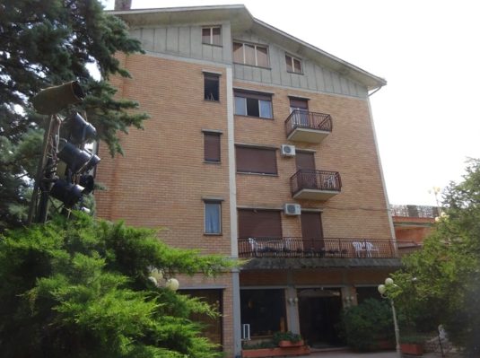 Immobile commerciale · Montefalco (Perugia)