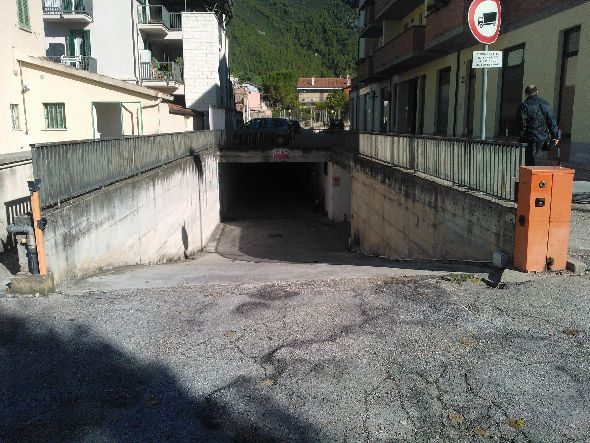 Immobile commerciale · Terni (Terni)