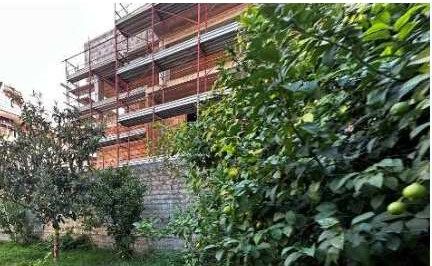 Immobile commerciale · Giugliano in Campania (Napoli)