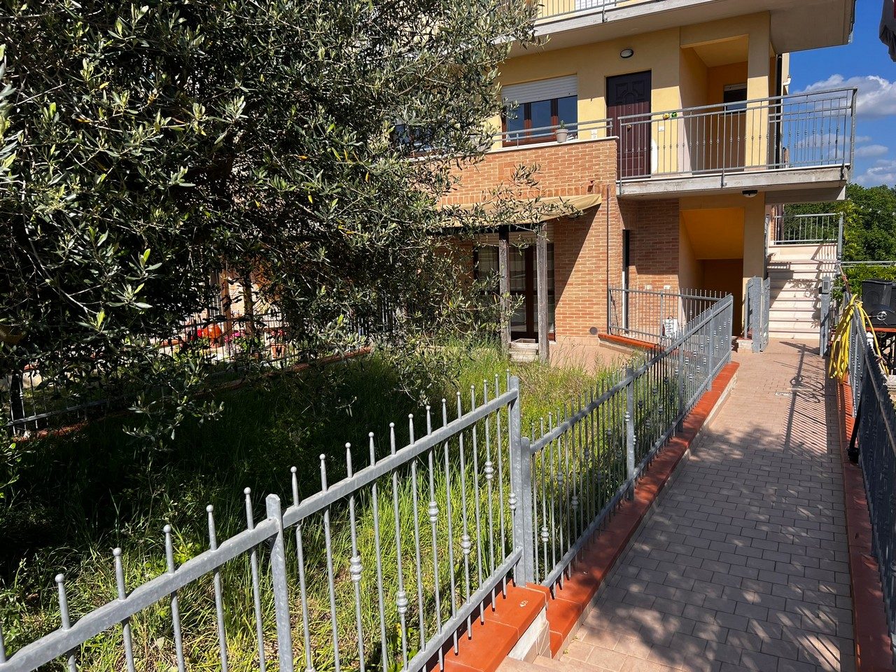 Immobile commerciale · Castelbellino (Ancona)