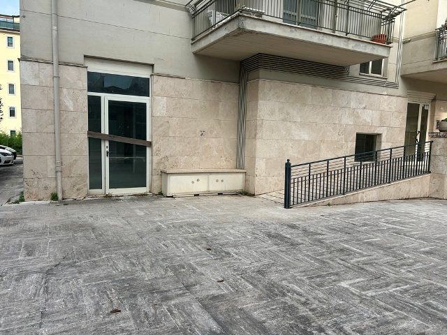 Immobile commerciale · Cassino (Frosinone)