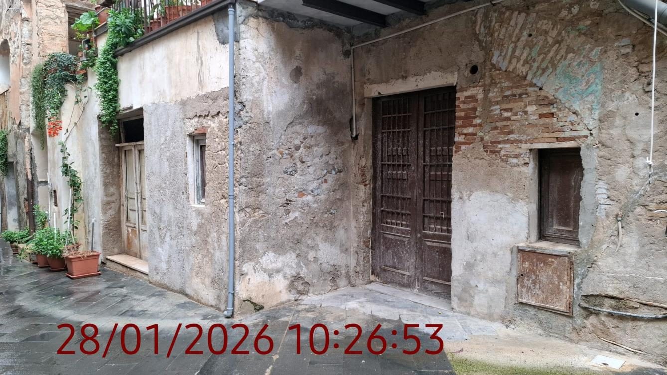 Immobile commerciale · Santo Stefano di Camastra (Messina)