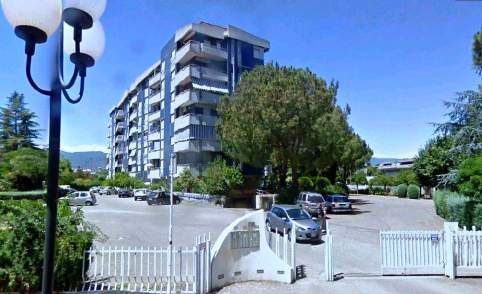 Immobile commerciale · Rende (Cosenza)