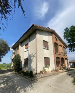 Immobile residenziale · Bagnolo San Vito (Mantova)