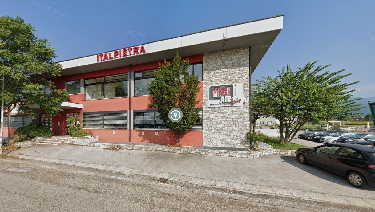 Immobile commerciale · Thiene (Vicenza)