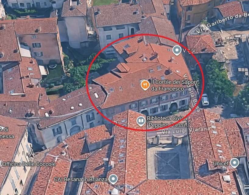 Immobile commerciale · Besana in Brianza (Monza e della Brianza)