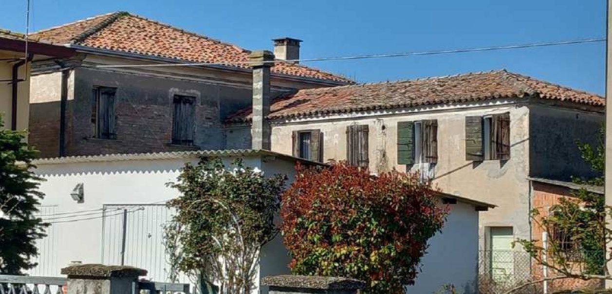 Immobile residenziale · Adria (Rovigo)