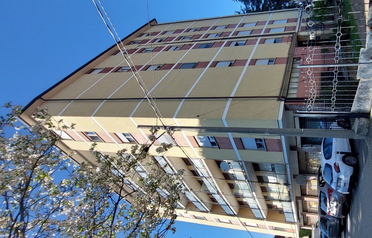 Immobile residenziale · Varallo Pombia (Novara)