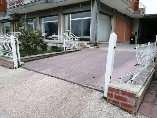 Immobile commerciale · Montefiore dell'Aso (Ascoli Piceno)