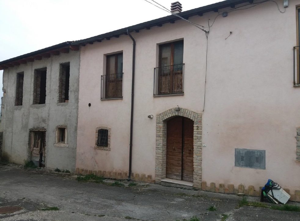 Immobile residenziale · Magliano de' Marsi (L'Aquila)