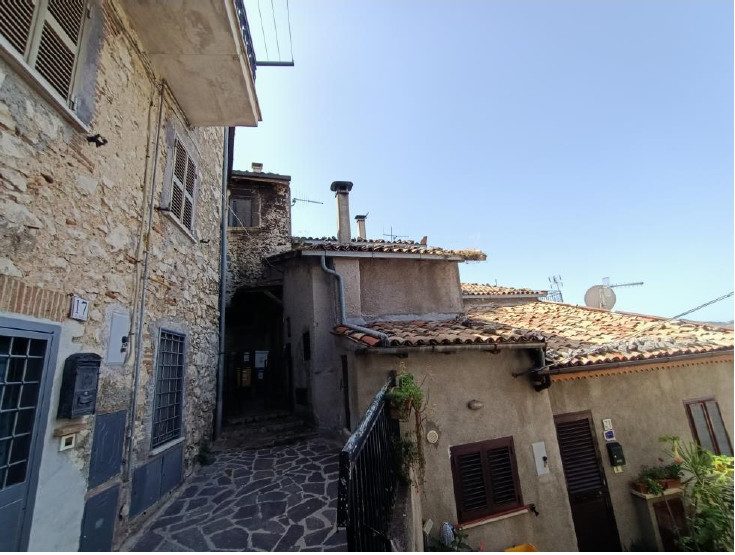 Immobile residenziale · Pereto (L'Aquila)