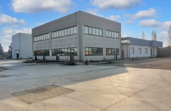 Immobile industriale · Pizzighettone (Cremona)