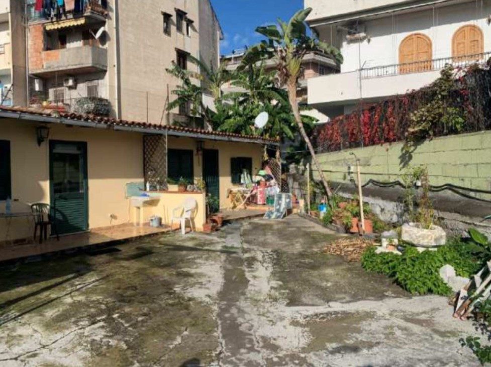 Immobile residenziale · Giardini-Naxos (Messina)