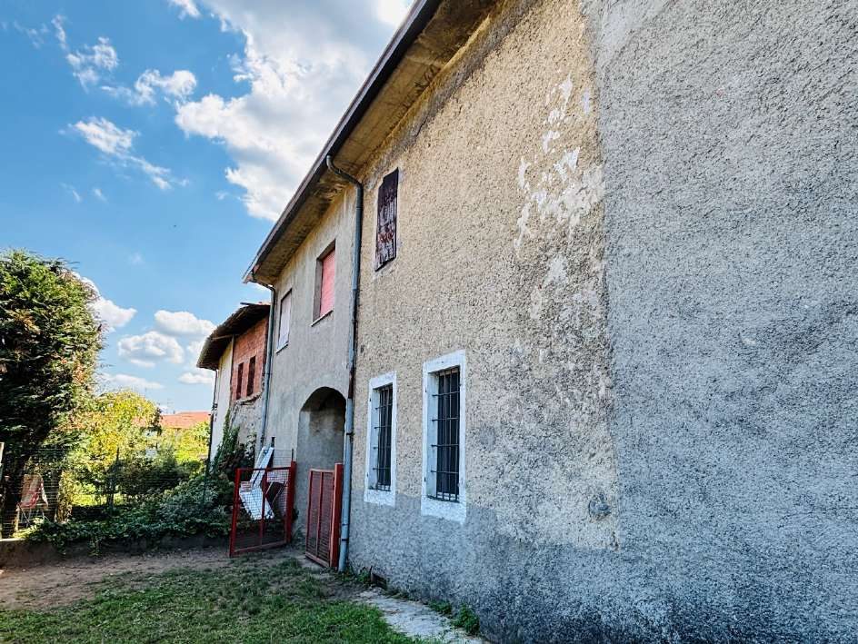 Immobile residenziale · Vergiate (Varese)