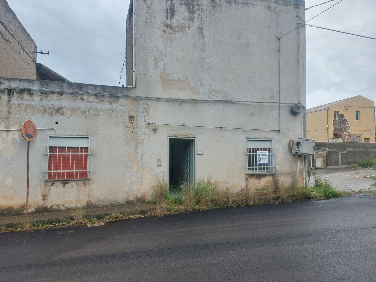 Immobile commerciale · Valdina (Messina)