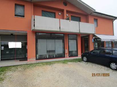 Immobile commerciale · Curtatone (Mantova)