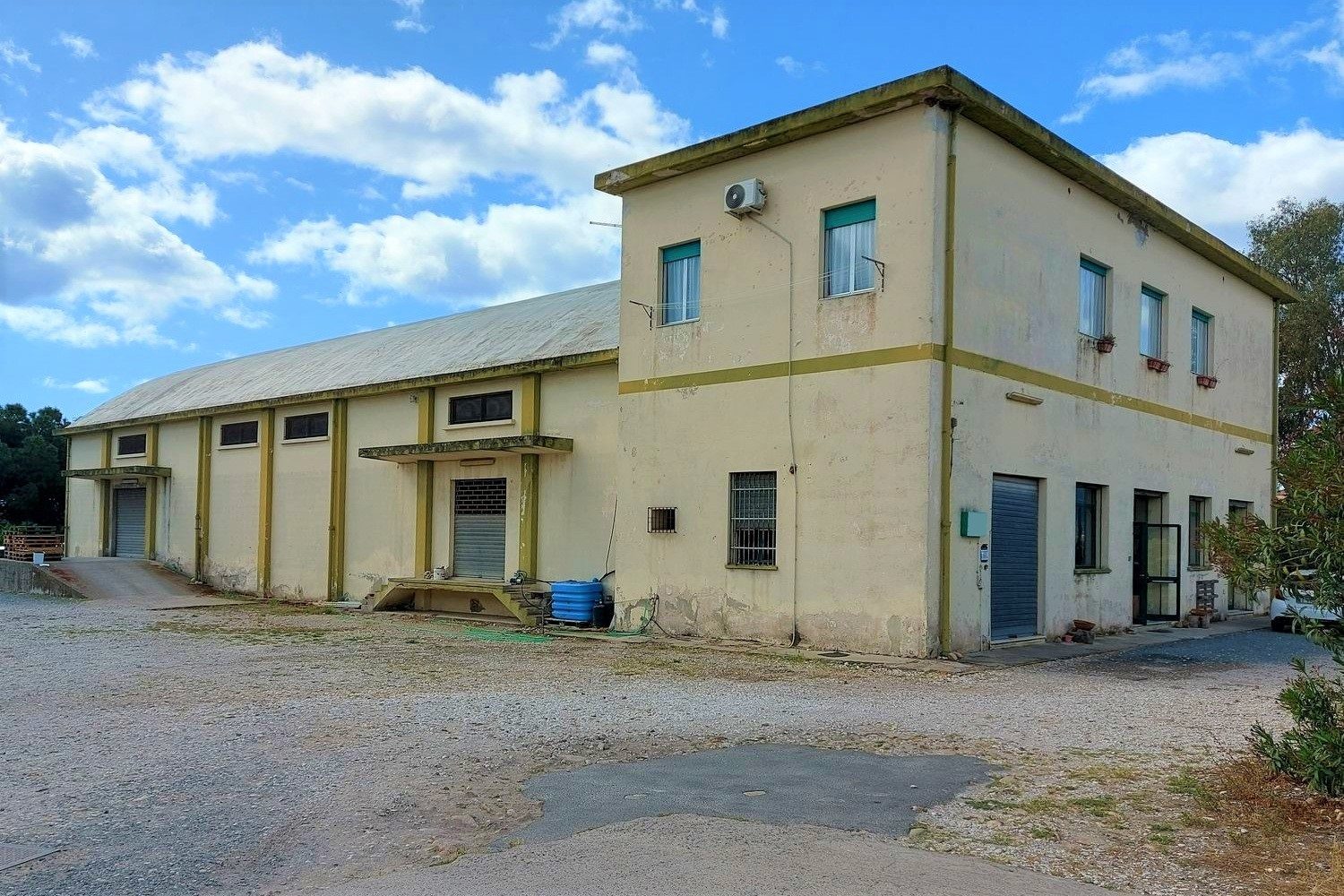 Immobile commerciale · Pula (Cagliari)