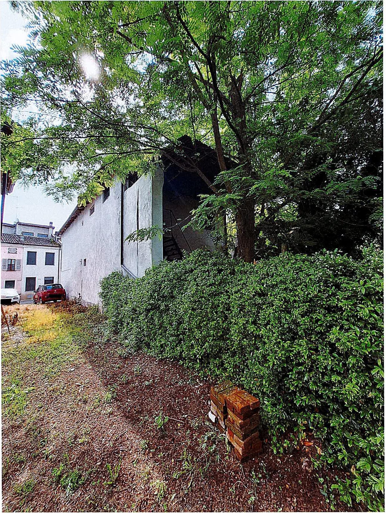 Immobile residenziale · Ziano Piacentino (Piacenza)