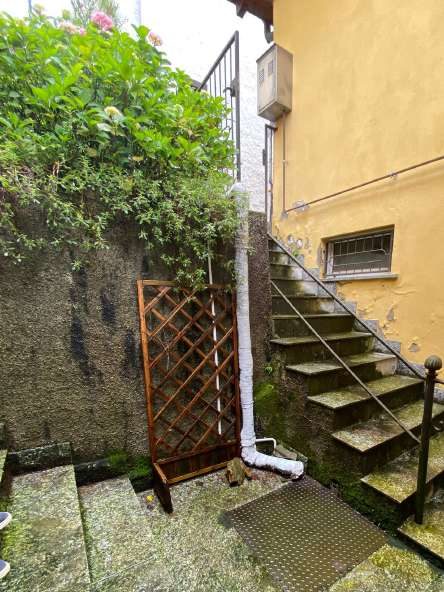 Immobile residenziale · Maccagno con Pino e Veddasca (Varese)